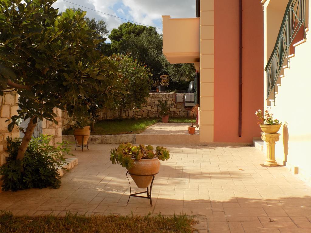 Kolona Apartments Lixouri Dış mekan fotoğraf
