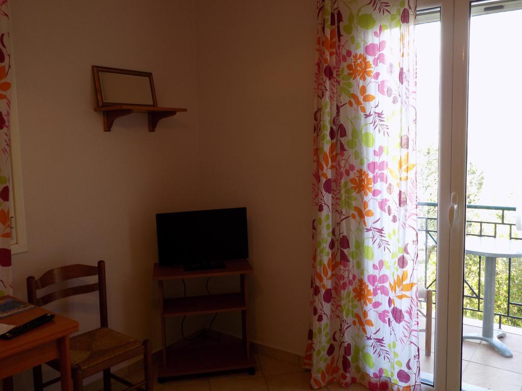 Kolona Apartments Lixouri Dış mekan fotoğraf