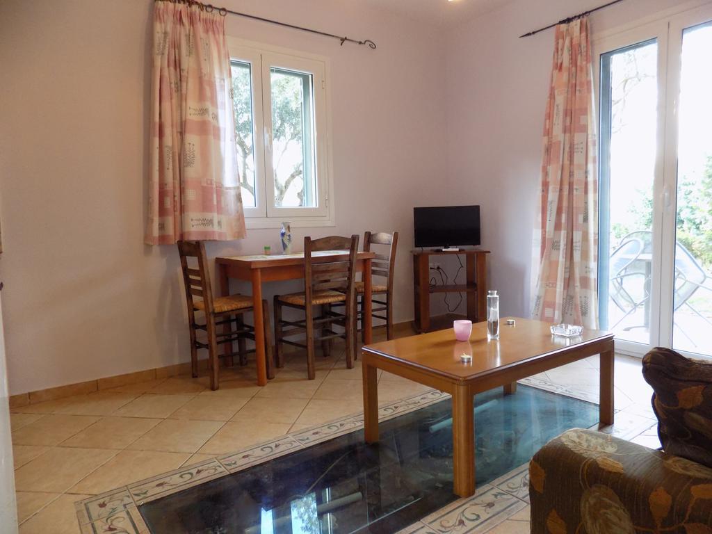 Kolona Apartments Lixouri Dış mekan fotoğraf