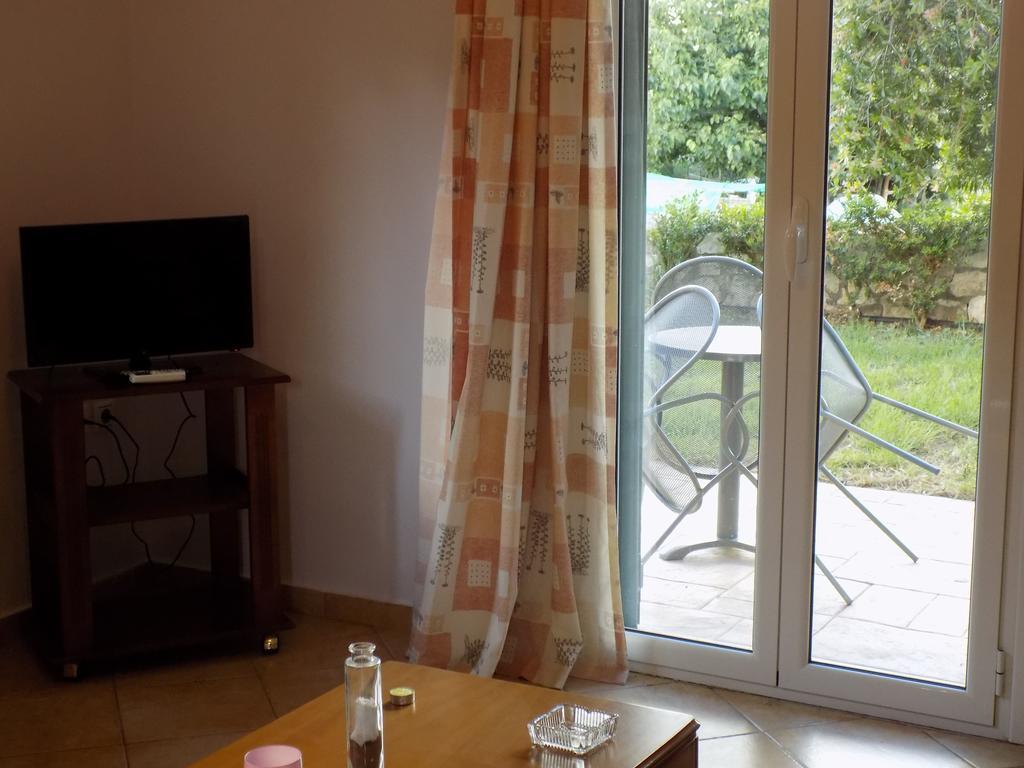 Kolona Apartments Lixouri Dış mekan fotoğraf