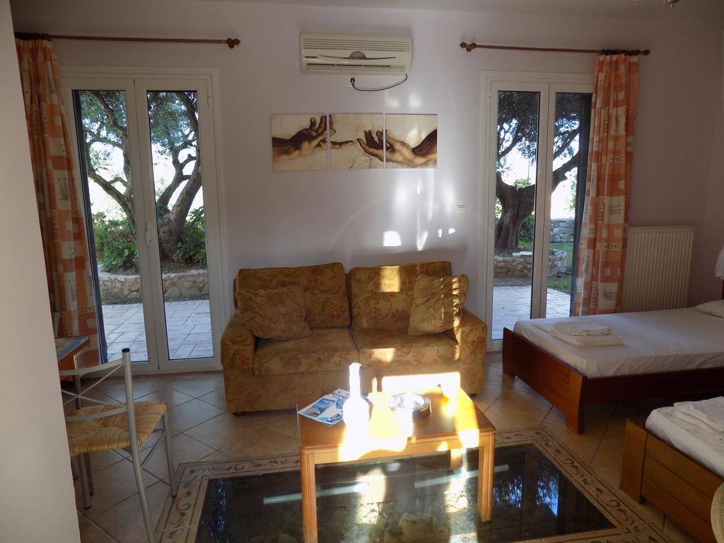 Kolona Apartments Lixouri Dış mekan fotoğraf